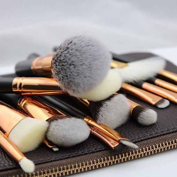 NWT 15 Piece Makeup Brush Set with Bag - Picture 2 of 8